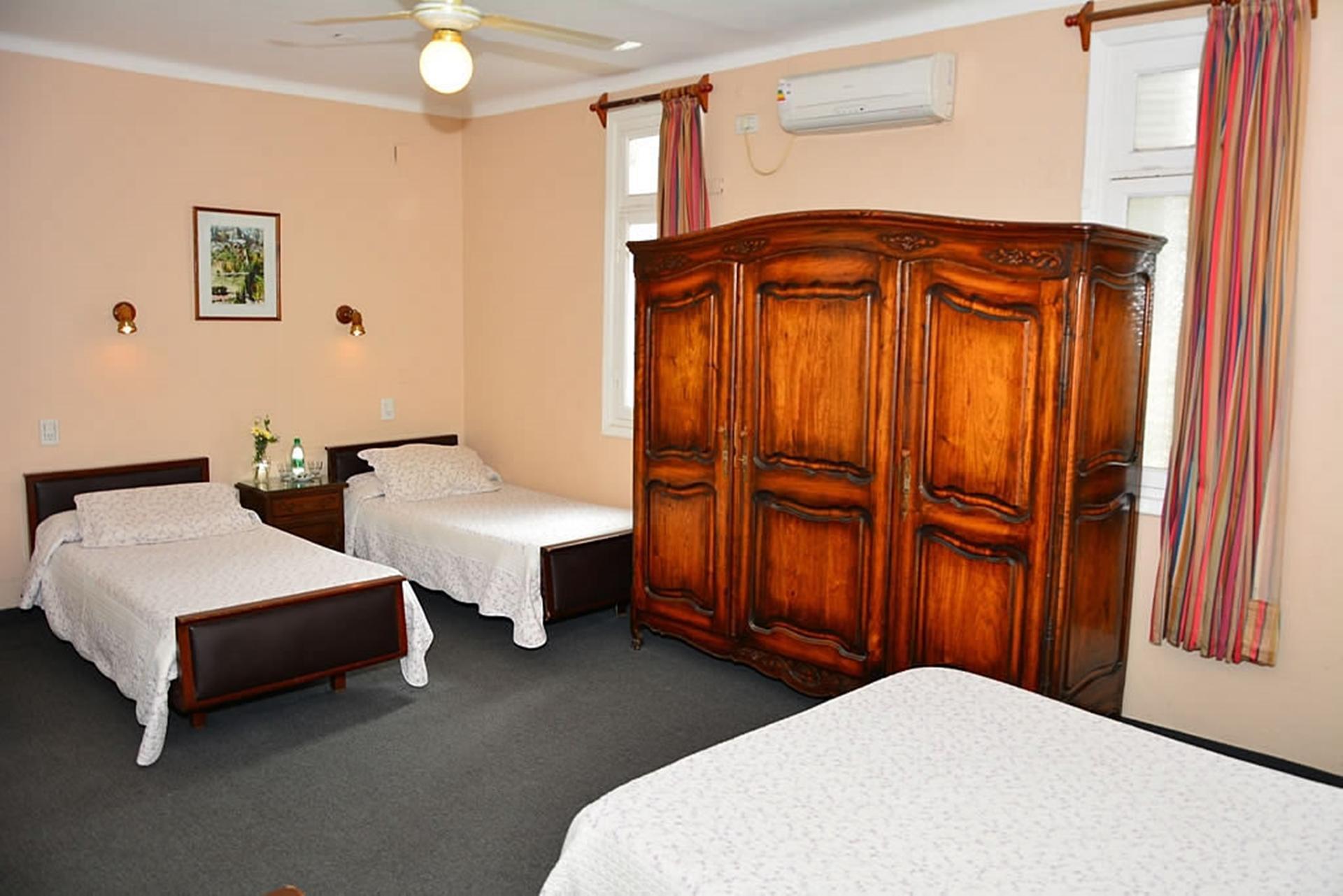Hotel Colonial Сальта Экстерьер фото